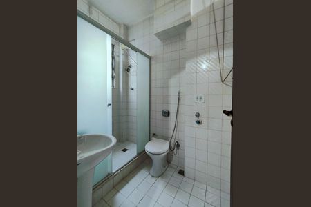 Banheiro Corredor de apartamento à venda com 1 quarto, 28m² em Tijuca, Rio de Janeiro