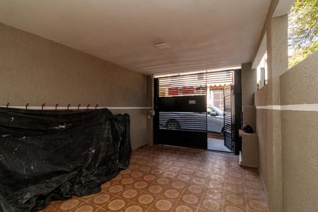Casa para alugar com 93m², 2 quartos e 1 vaga Casa para alugar com 93m², 2 quartos e 1 vagaGaragem