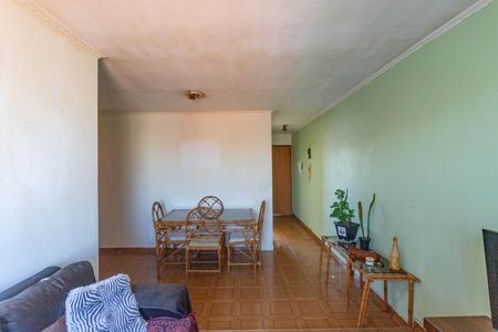 Apartamento à venda com 62m², 2 quartos e 1 vaga Apartamento à venda com 62m², 2 quartos e 1 vagaSala