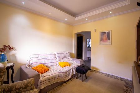 Sala de casa para alugar com 2 quartos, 360m² em Pacheco, São Gonçalo