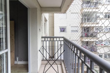 Apartamento para alugar com 38m², 1 quarto e 1 vaga Apartamento para alugar com 38m², 1 quarto e 1 vagaVaranda