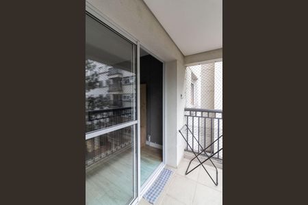 Apartamento para alugar com 38m², 1 quarto e 1 vaga Apartamento para alugar com 38m², 1 quarto e 1 vagaVaranda