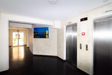 Apartamento à venda com 59m², 2 quartos e 1 vagaHall de entrada