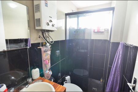 Apartamento para alugar com 60m², 2 quartos e 1 vaga Apartamento para alugar com 60m², 2 quartos e 1 vagaBanheiro da Suíte
