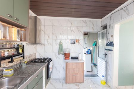Casa à venda com 182m², 3 quartos e 2 vagasBanheiro