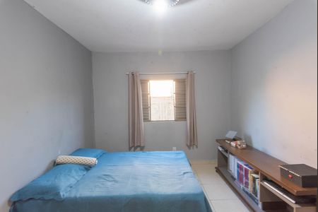 Casa à venda com 182m², 3 quartos e 2 vagasQuarto 2