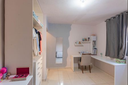 Casa à venda com 182m², 3 quartos e 2 vagasQuarto 1