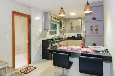 Casa para alugar com 180m², 3 quartos e 1 vaga Casa para alugar com 180m², 3 quartos e 1 vagaCozinha