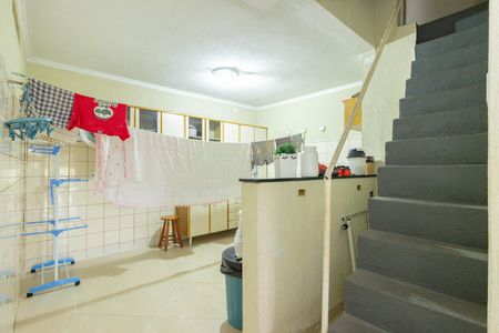 Casa para alugar com 180m², 3 quartos e 1 vaga Casa para alugar com 180m², 3 quartos e 1 vagaLavanderia