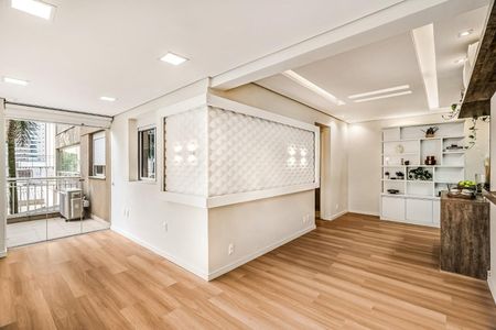 Apartamento à venda com 76m², 2 quartos e 2 vagas Apartamento à venda com 76m², 2 quartos e 2 vagasSala