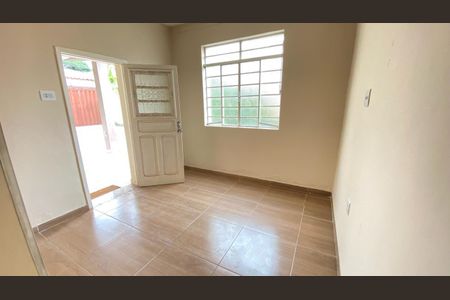 Sala de casa à venda com 3 quartos, 137m² em Santa Ines, Belo Horizonte