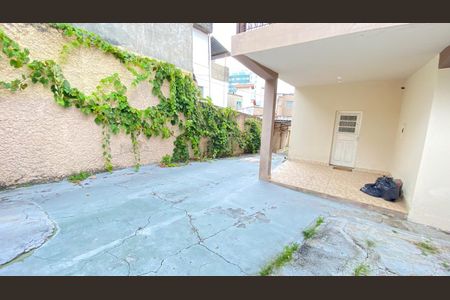 Casa à venda com 137m², 3 quartos e 7 vagasÁrea externa