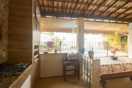 Churrasqueira de casa para alugar com 2 quartos, 120m² em Jardim Palmares, Rio de Janeiro