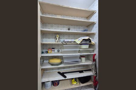 Apartamento para alugar com 80m², 2 quartos e 1 vaga Apartamento para alugar com 80m², 2 quartos e 1 vagaDespensa