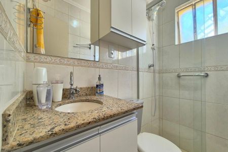Apartamento para alugar com 80m², 2 quartos e 1 vaga Apartamento para alugar com 80m², 2 quartos e 1 vagaBanheiro