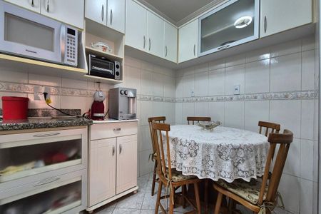 Apartamento para alugar com 80m², 2 quartos e 1 vaga Apartamento para alugar com 80m², 2 quartos e 1 vagaCozinha