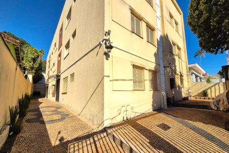 Apartamento para alugar com 80m², 2 quartos e 1 vaga Apartamento para alugar com 80m², 2 quartos e 1 vagaFachada do Bloco