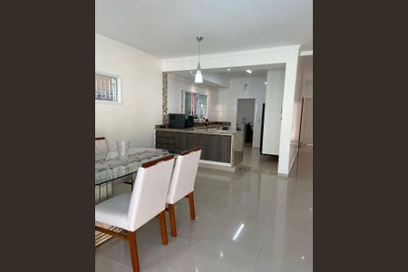 SALA de casa à venda com 3 quartos, 240m² em Adalgisa, Osasco