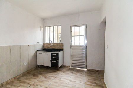 Cozinha de casa para alugar com 1 quarto, 40m² em Jardim Moreno, São Paulo
