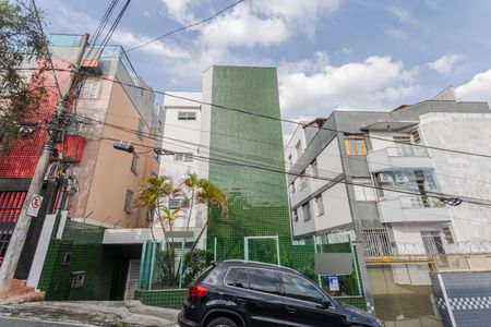 Apartamento à venda com 70m², 3 quartos e 1 vaga Apartamento à venda com 70m², 3 quartos e 1 vagaFachada