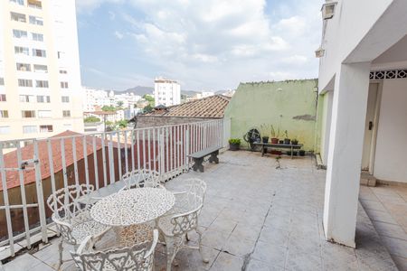 Apartamento à venda com 70m², 3 quartos e 1 vaga Apartamento à venda com 70m², 3 quartos e 1 vagaÁrea comum - Salão de festas