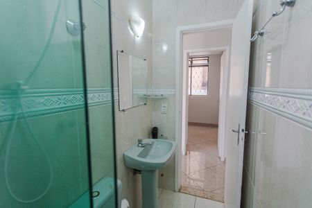 Apartamento à venda com 70m², 3 quartos e 1 vaga Apartamento à venda com 70m², 3 quartos e 1 vagaBanheiro Social