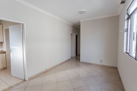 Apartamento à venda com 70m², 3 quartos e 1 vaga Apartamento à venda com 70m², 3 quartos e 1 vagaSala