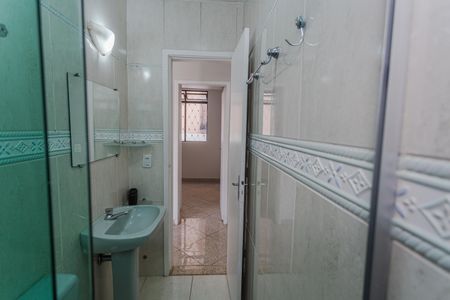 Apartamento à venda com 70m², 3 quartos e 1 vaga Apartamento à venda com 70m², 3 quartos e 1 vagaBanheiro Social
