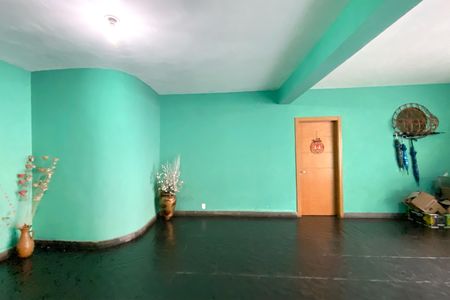 Garagem de casa à venda com 5 quartos, 328m² em Pampulha, Belo Horizonte