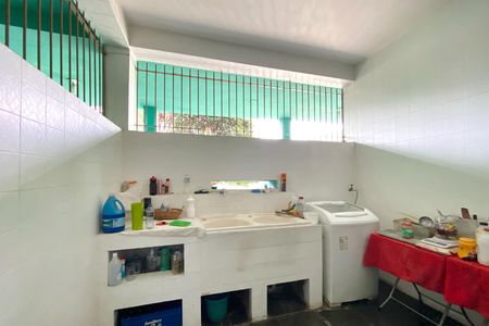 Área de Serviço de casa à venda com 5 quartos, 328m² em Pampulha, Belo Horizonte