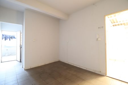 Casa para alugar com 90m², 2 quartos e 1 vagaSala