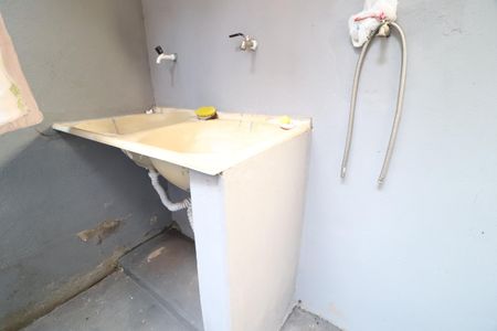 Casa para alugar com 90m², 2 quartos e 1 vagaÁrea de Serviço