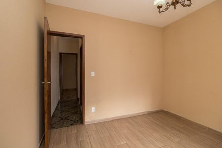 Casa à venda com 120m², 2 quartos e 2 vagas Casa à venda com 120m², 2 quartos e 2 vagasQuarto 1