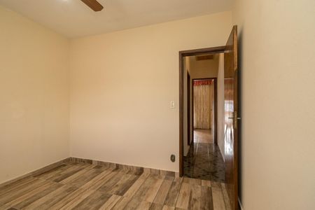 Casa à venda com 120m², 2 quartos e 2 vagas Casa à venda com 120m², 2 quartos e 2 vagasQuarto 2