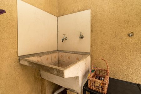 Casa à venda com 120m², 2 quartos e 2 vagas Casa à venda com 120m², 2 quartos e 2 vagasÁrea de Serviço