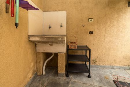 Casa à venda com 120m², 2 quartos e 2 vagas Casa à venda com 120m², 2 quartos e 2 vagasÁrea de Serviço