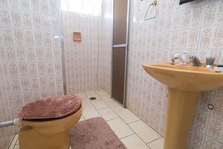 Casa à venda com 120m², 2 quartos e 2 vagas Casa à venda com 120m², 2 quartos e 2 vagasBanheiro