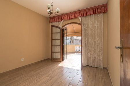 Casa à venda com 120m², 2 quartos e 2 vagas Casa à venda com 120m², 2 quartos e 2 vagasQuarto 1