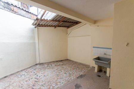 Casa para alugar com 80m², 2 quartos e sem vagaÁrea de Serviço