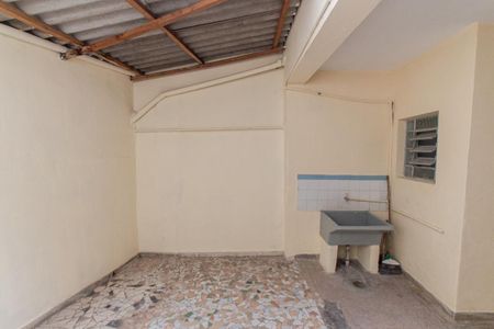 Casa para alugar com 80m², 2 quartos e sem vagaÁrea de Serviço