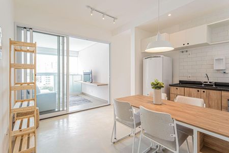 Foto 11 de apartamento à venda com 2 quartos, 59m² em Sumaré, São Paulo
