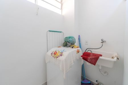 Apartamento para alugar com 60m², 1 quarto e sem vagaBanheiro