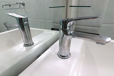 Apartamento para alugar com 133m², 3 quartos e 1 vagaBanheiro 1- torneira