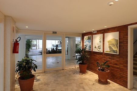 Apartamento para alugar com 133m², 3 quartos e 1 vagaÁrea comum - Hall de entrada