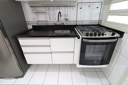 Apartamento para alugar com 133m², 3 quartos e 1 vagaCozinha