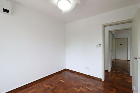 Apartamento para alugar com 133m², 3 quartos e 1 vagaQuarto 2