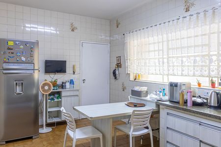 Casa para alugar com 303m², 3 quartos e 5 vagasCozinha