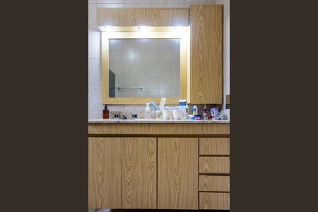 Casa para alugar com 303m², 3 quartos e 5 vagasBanheiro 2