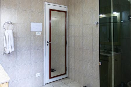 Casa para alugar com 303m², 3 quartos e 5 vagasBanheiro 2