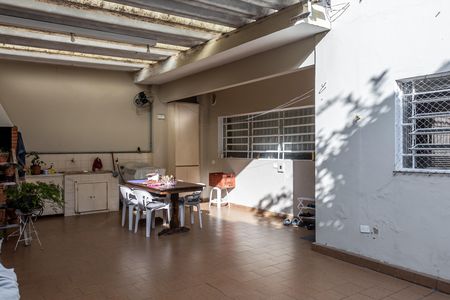 Casa para alugar com 303m², 3 quartos e 5 vagasÁrea de Serviço e Churrasqueira